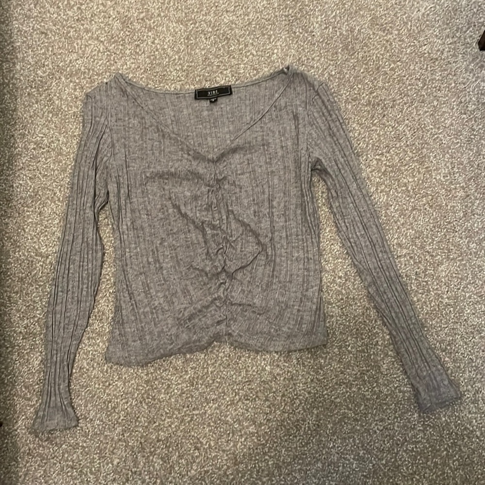 Vibe shirt, size small